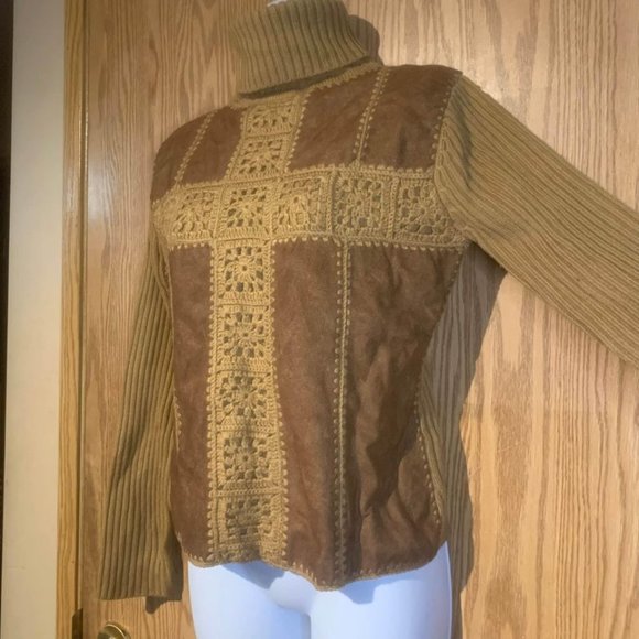 Y2K CROSS CROCHET TURTLENECK - Picture 3 of 4